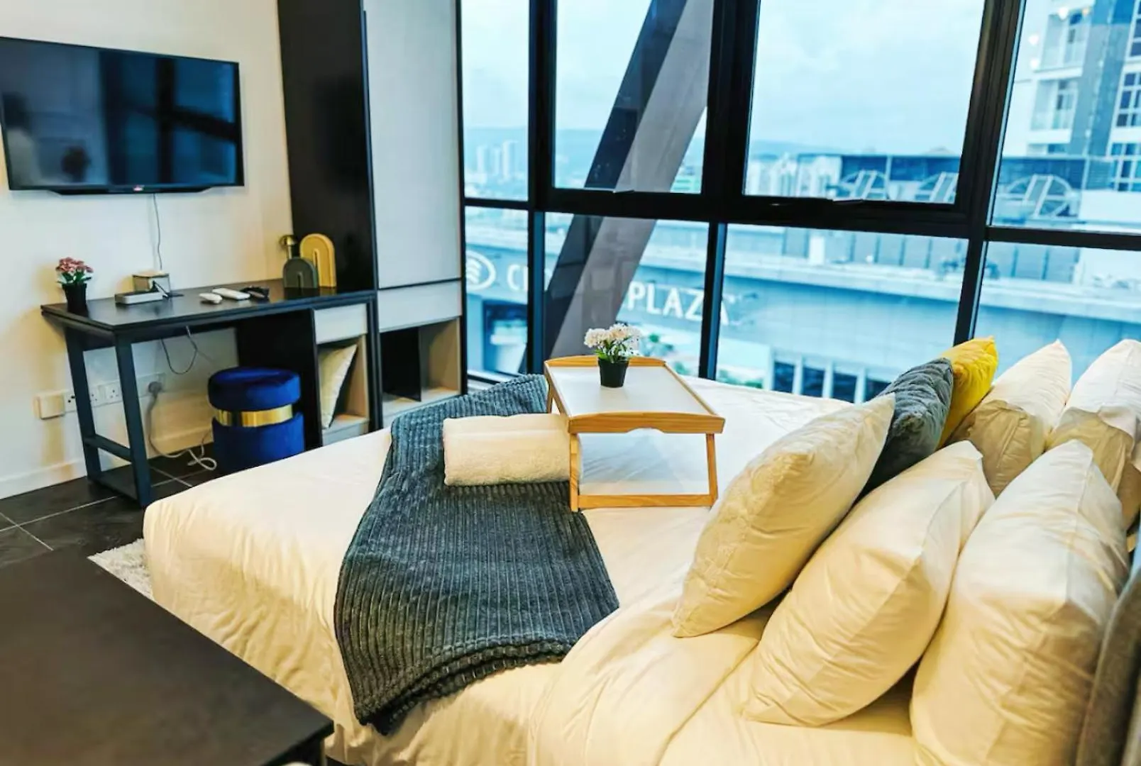 Scarletz Suites Klcc By Wsd 쿠알라룸푸르 아파트호텔
